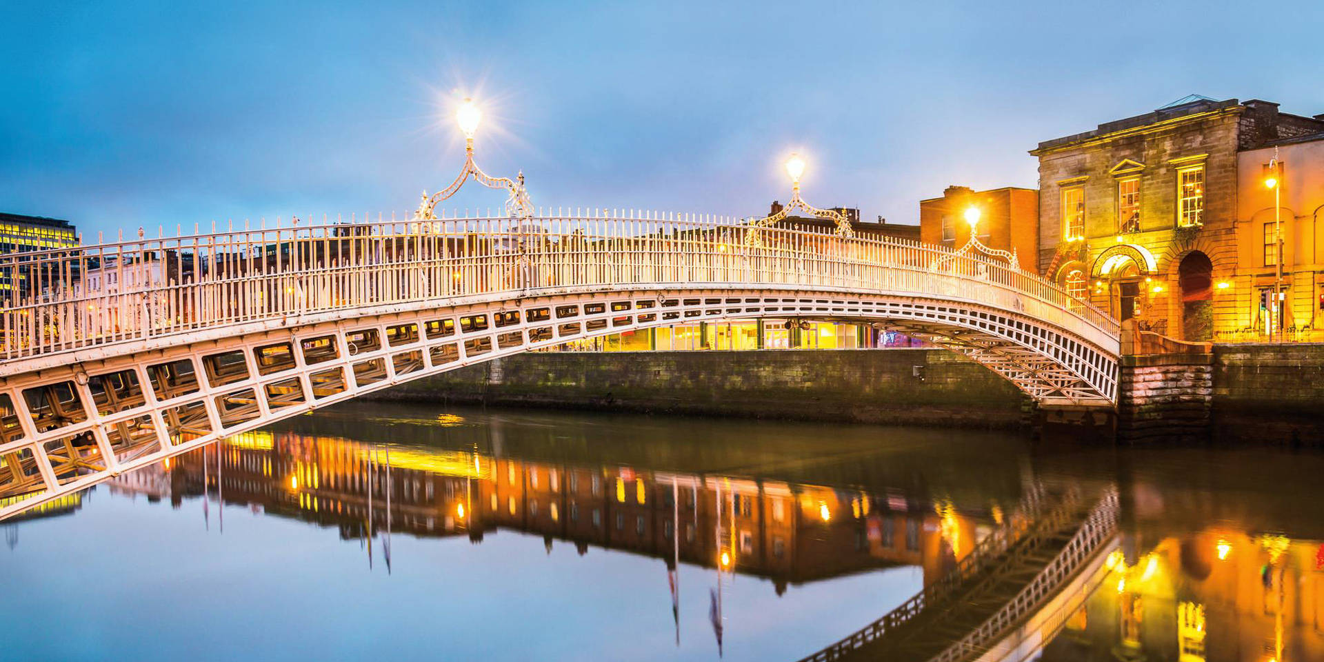 Dublin Ha'penny Bridge, Ireland