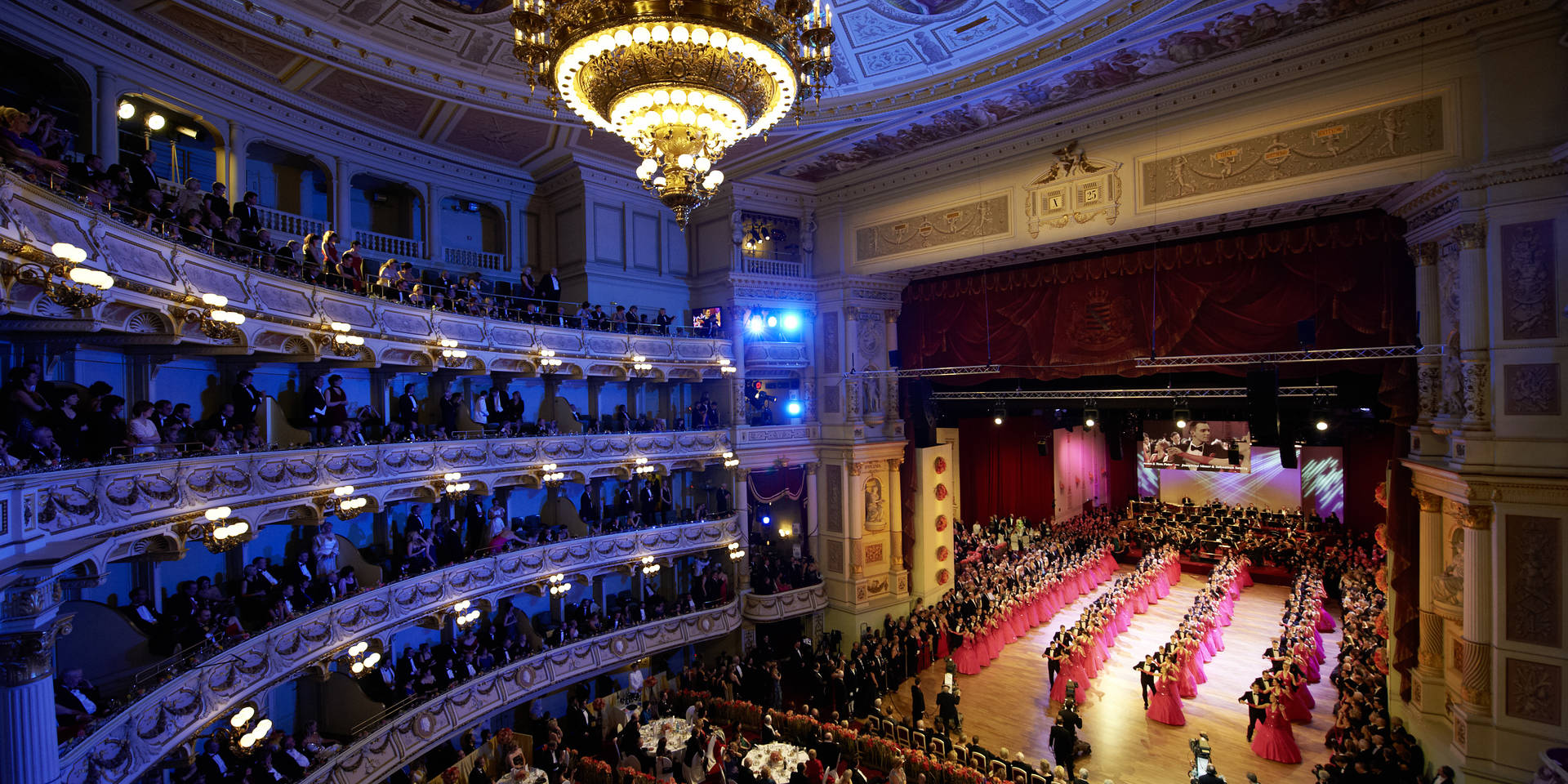 Semperopernball 2011